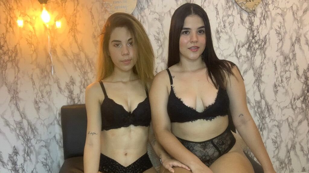 amateur webcam model violetavero shares her unique perspective