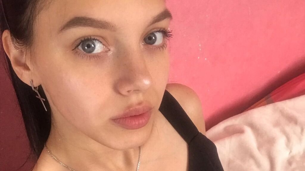 Amateur Webcam Modeling Secrets with RinataShilt Amateur Webcam Modeling Secrets with RinataShilt