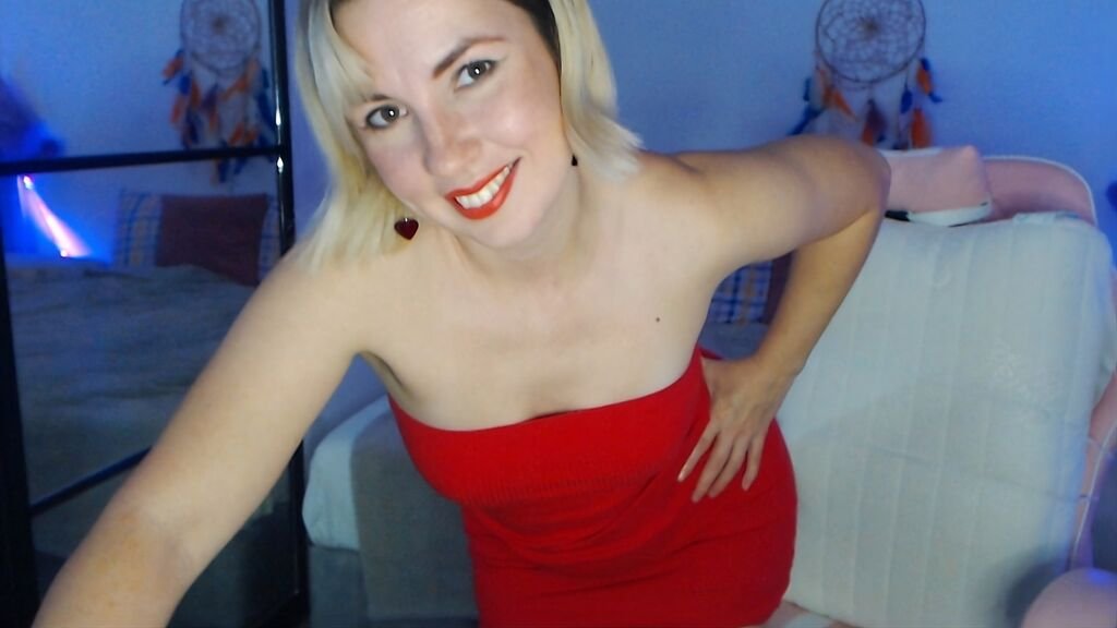 Amateur Webcam Modeling with LekaShiny: A Shiny New Adventure