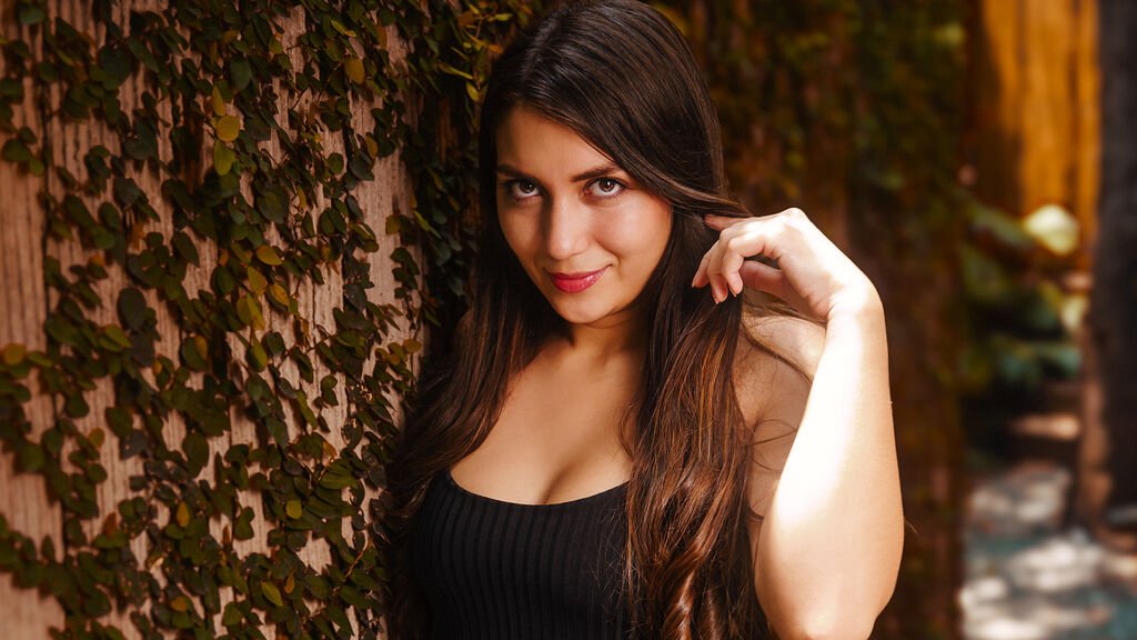 AmbarStyles' Amateur Webcam Model Adventures