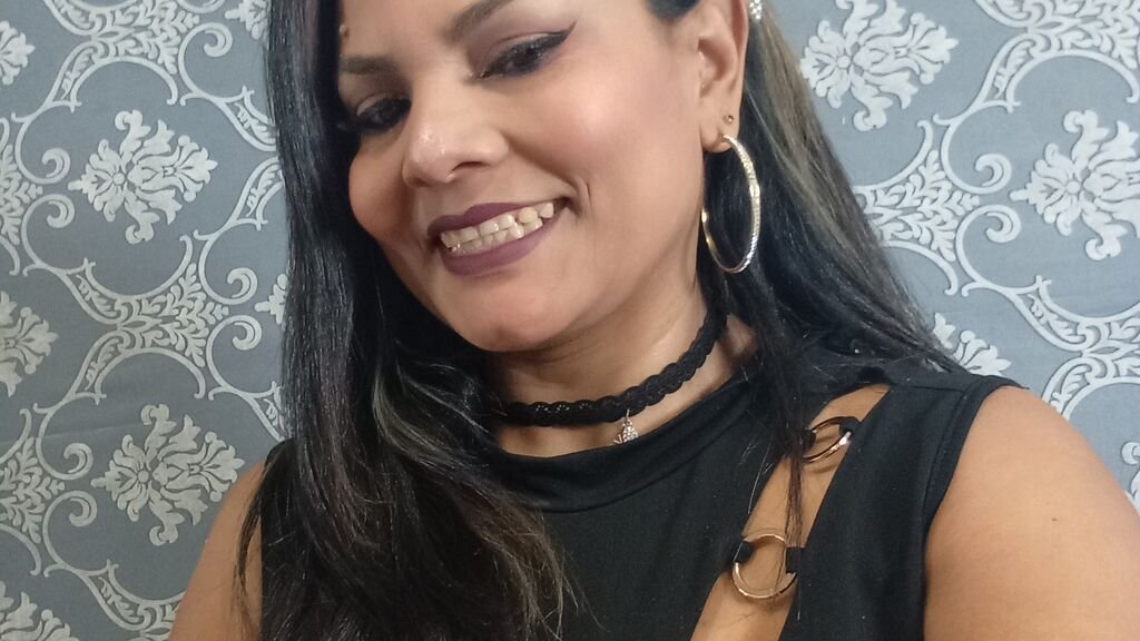 Amber Atkins' Amateur Webcam Model Adventures Amber Atkins' Amateur Webcam Model Adventures