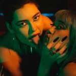 annaandtamar your new screen obsession