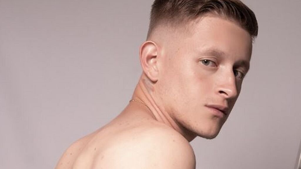 AnthonyKinggs Cam Confessions AnthonyKinggs Cam Confessions