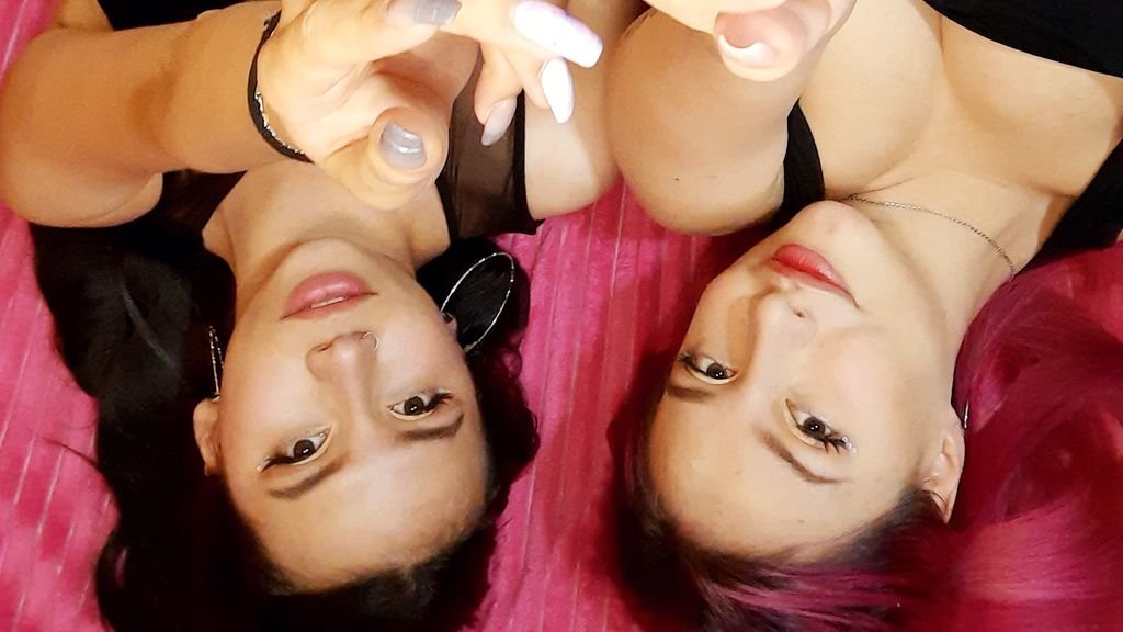 Becoming an Amateur Webcam Model with BeccaAndAlexa