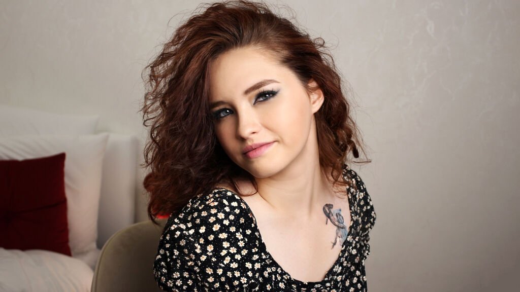 BettyMeyer's Amateur Webcam Model Adventures