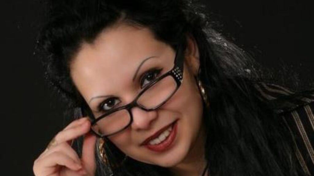 BoldClaudya’s Amateur Webcam Model Adventures