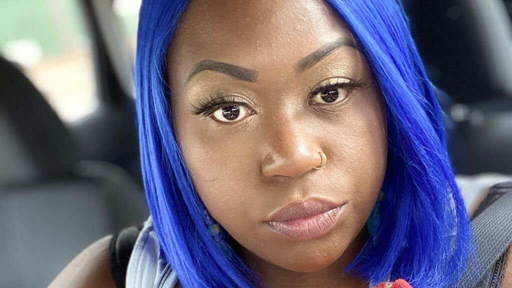 BrittneyLit’s Amateur Webcam Model Adventures