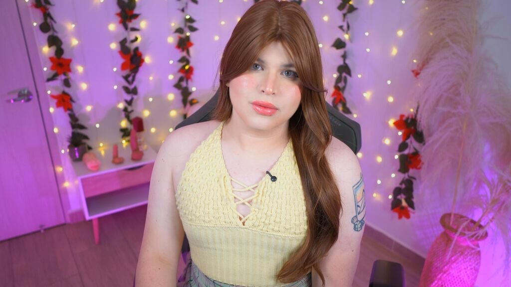 CamilaFerretti: Beyond the Webcam Frame CamilaFerretti: Beyond the Webcam Frame