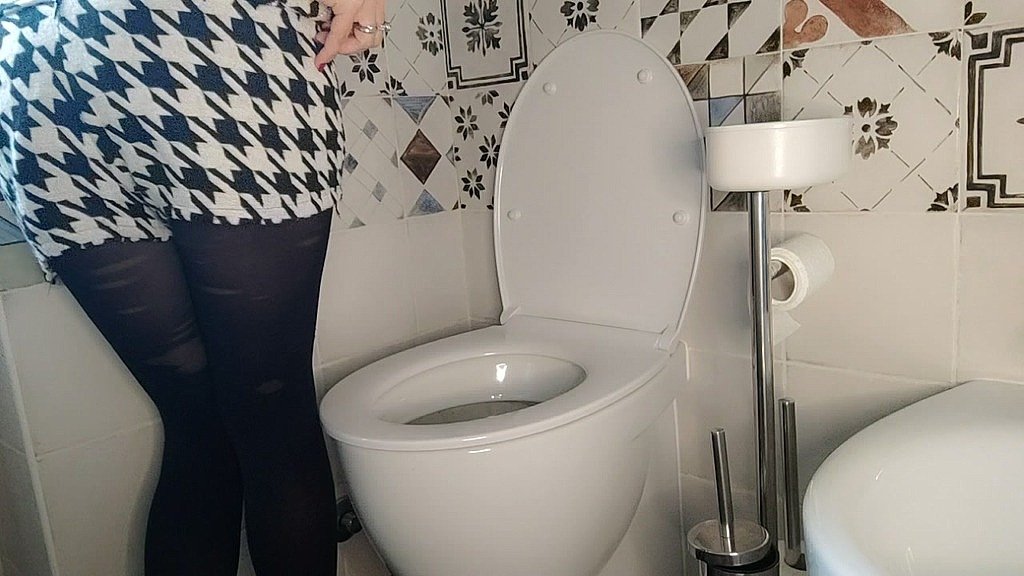 Chantal's Spy Cam: A Shocking Confession Chantal’s Spy Cam: A Shocking Confession