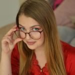 chloeraymonds cam more than just a pretty pixel