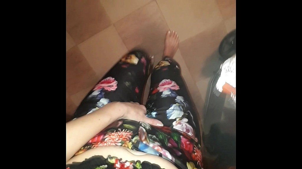 Desperate Outdoor Peeing Mishaps