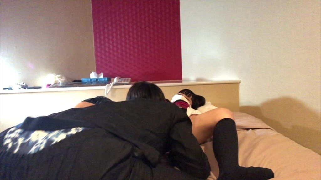 先輩に褒められたエロ下着で嬉しい後輩彼女