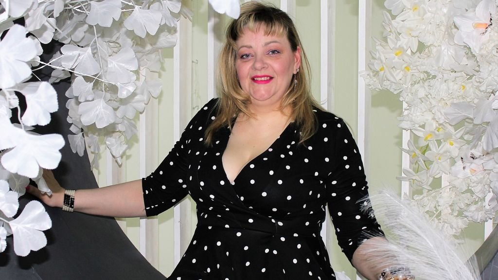 EmmaEwans’ Amateur Webcam Model Adventures