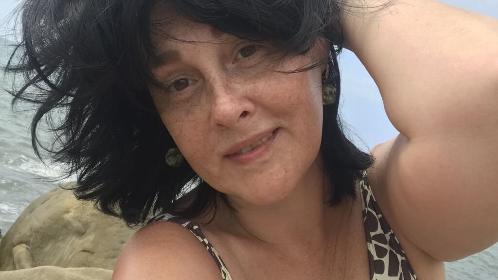 EmmaGiedi’s Amateur Webcam Model Adventures