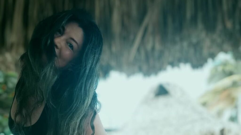 Emma’s Amateur Webcam Model Adventure