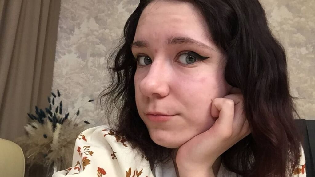 ErisGremorI's Amateur Webcam Model Adventures ErisGremorI’s Amateur Webcam Model Adventures