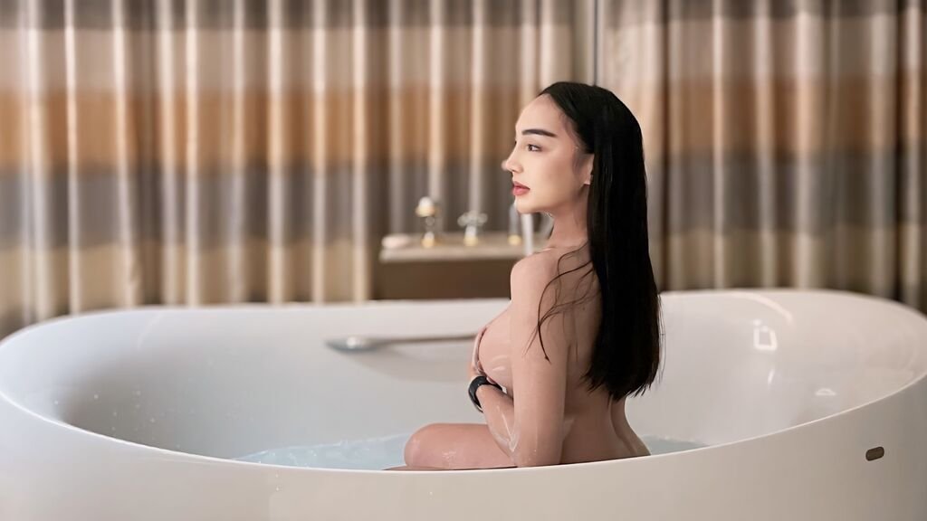 From Amateur to Webcam Model: AltheaKim's Journey From Amateur to Webcam Model: AltheaKim’s Journey