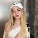 from amateur to webcam model dayanamiskis journey