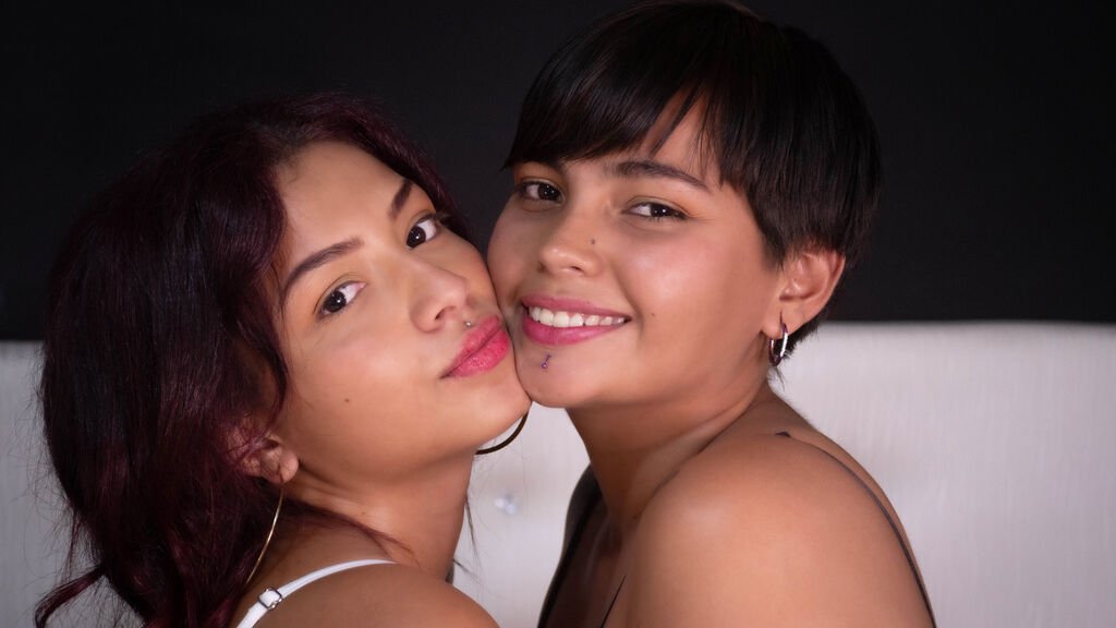 From Amateur to Webcam Model: HannaSharid's Journey From Amateur to Webcam Model: HannaSharid's Journey