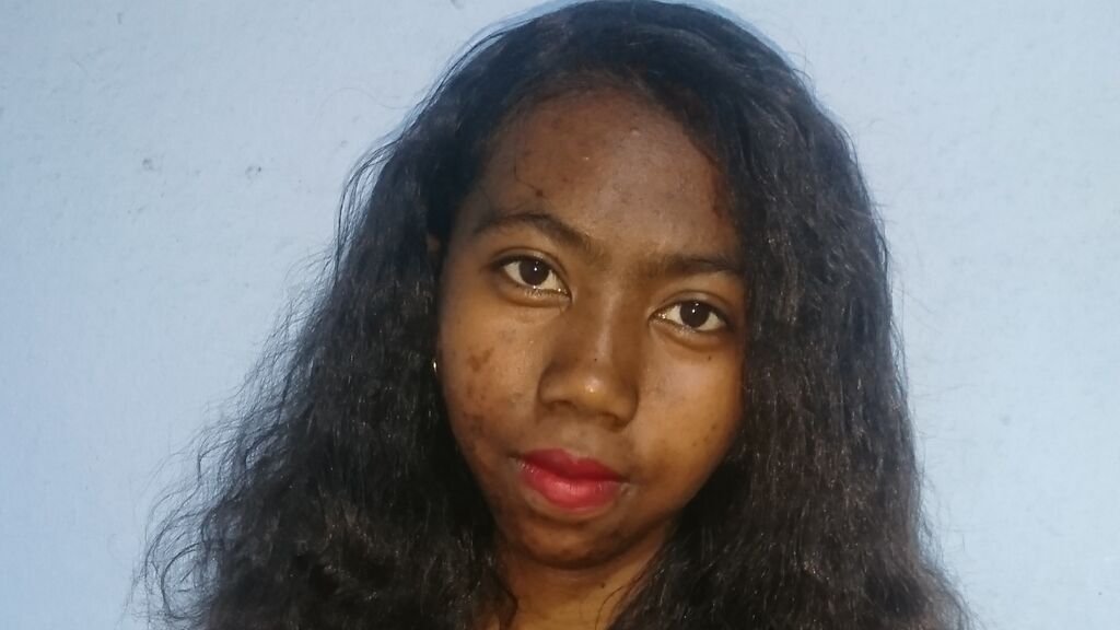 From Amateur to Webcam Model: HasleyGracimith’s Journey