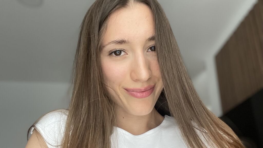 from amateur to webcam model hazelmayers journey