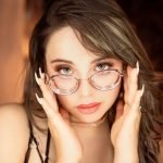 from amateur to webcam model juliete saenzs journey