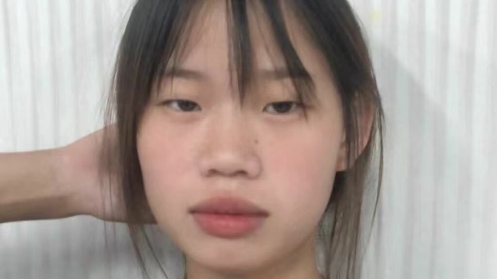 From Amateur to Webcam Model: Lia Heaton's Journey From Amateur to Webcam Model: Lia Heaton’s Journey