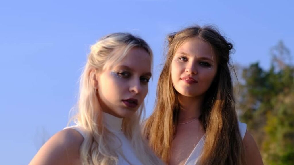 From Amateur to Webcam Model: My Journey with AshleyAndBella