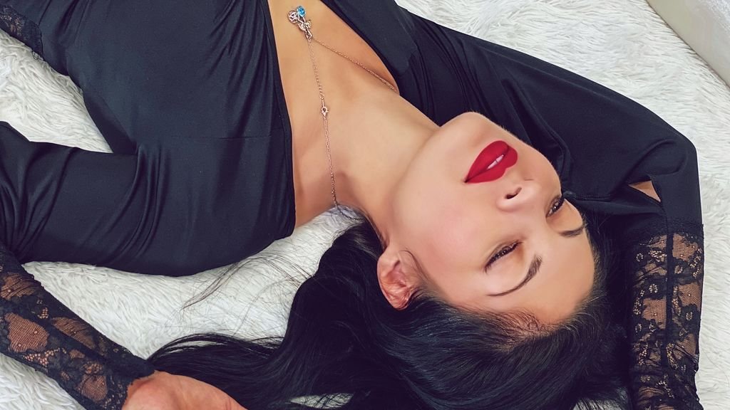 From Amateur to Webcam Model: My Journey with CherryLacy