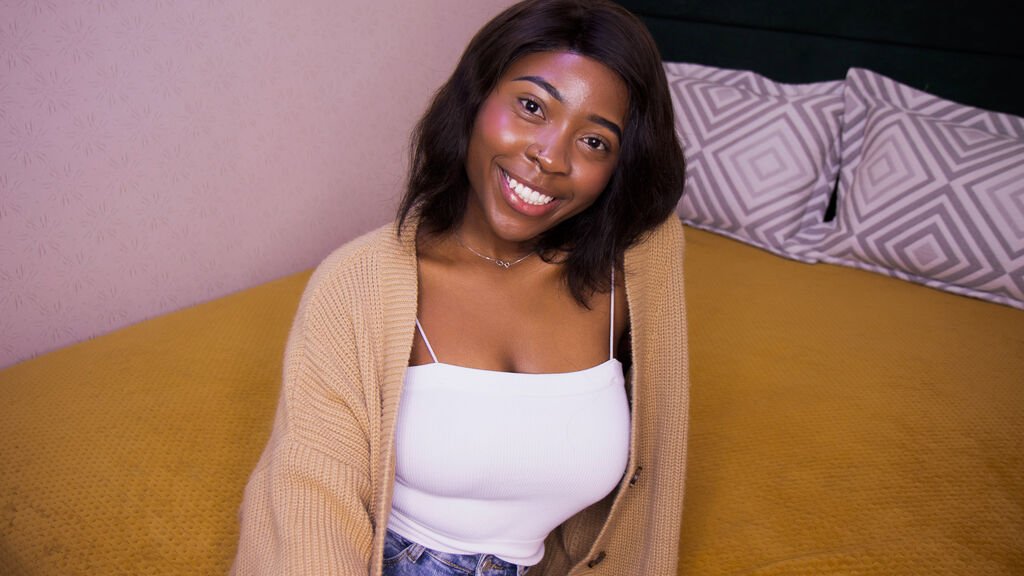 From Amateur to Webcam Model: My Journey with CyanFarley From Amateur to Webcam Model: My Journey with CyanFarley