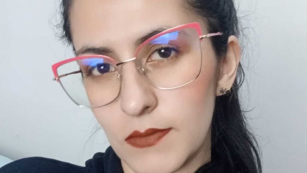 from amateur to webcam model my journey with emavolkov