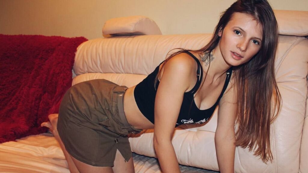 from amateur to webcam model oktaviasweets unlikely journey