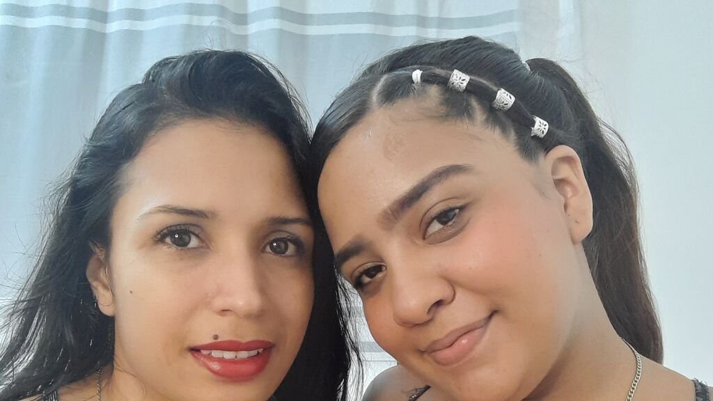 From Amateur to Webcam Model: SofiaAndVane's Journey From Amateur to Webcam Model: SofiaAndVane’s Journey