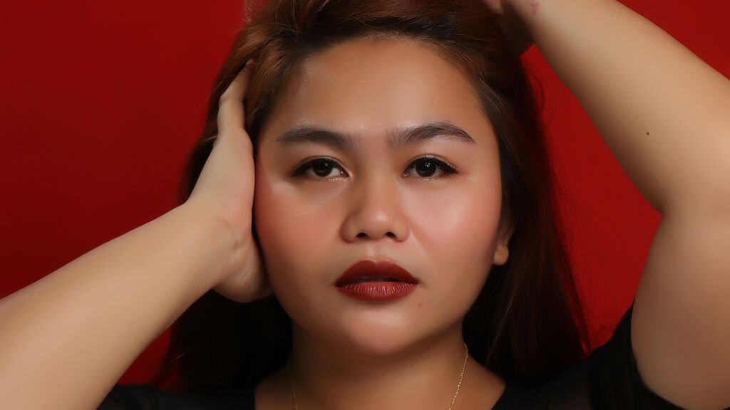 from amateur to webcam model the rise of alanireese