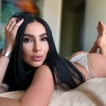 from amateur to webcam model vanessas journey