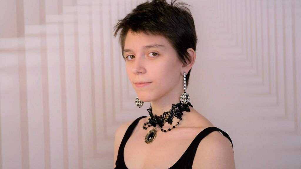 From Hobby to Career: The Rise of Amateur Webcam Model FidesTurner From Hobby to Career: The Rise of Amateur Webcam Model FidesTurner