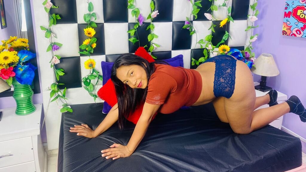 From Hobby to Fame: The Amateur Webcam Model Journey of KiimOwen From Hobby to Fame: The Amateur Webcam Model Journey of KiimOwen