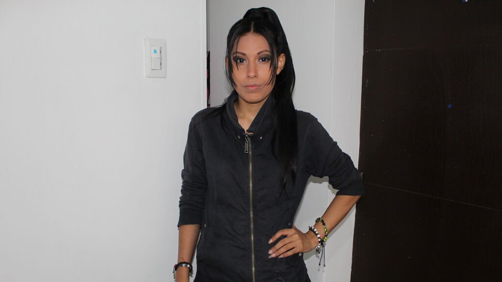 from hobby to fame the unlikely rise of greldineferrells amateur webcam modeling career