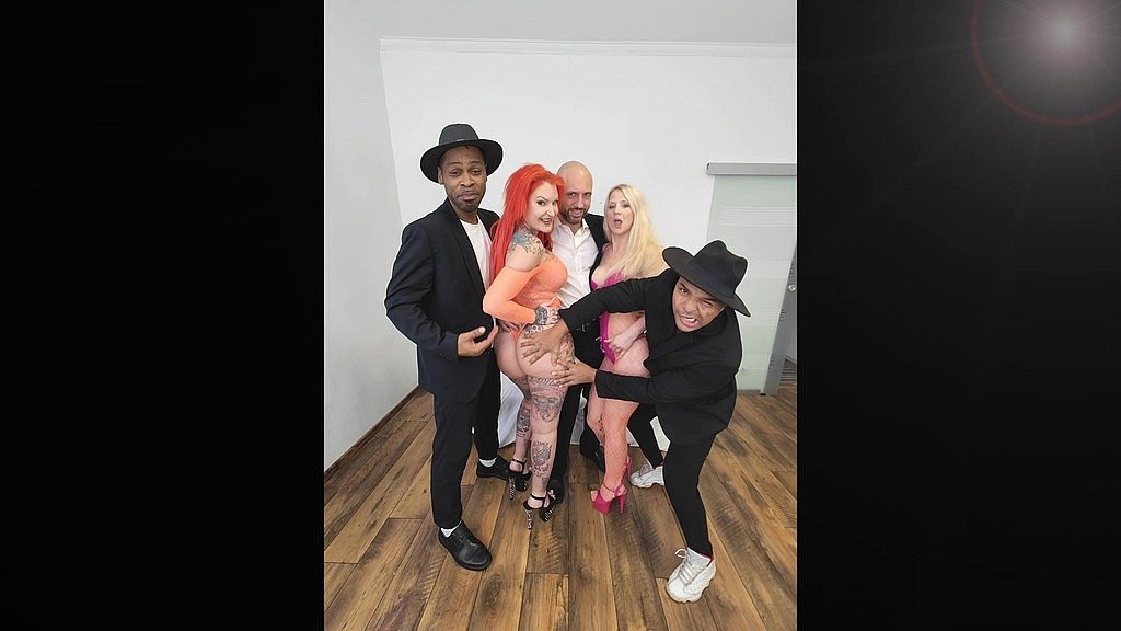 Intense 4-On-2 Fisting Scene