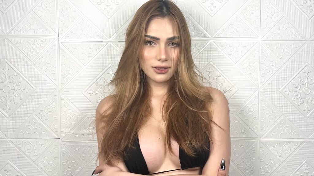 IsabellCruz: Unfiltered & Fabulous