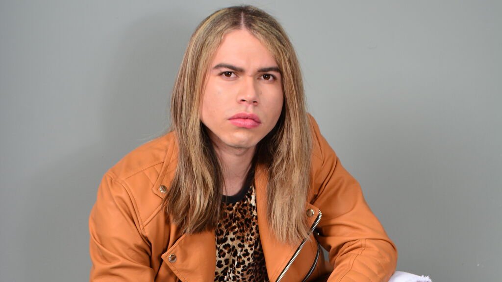 JackMerciers Cam: More Than Meets The Eye JackMerciers Cam: More Than Meets The Eye