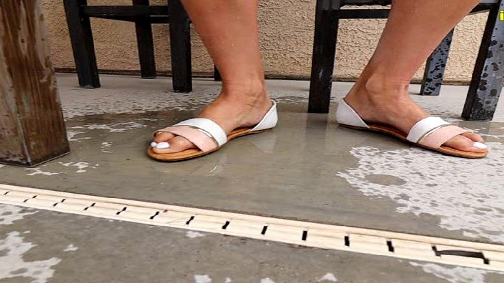 Jazmine Cruz's Intimate Moment Jazmine Cruz’s Intimate Moment