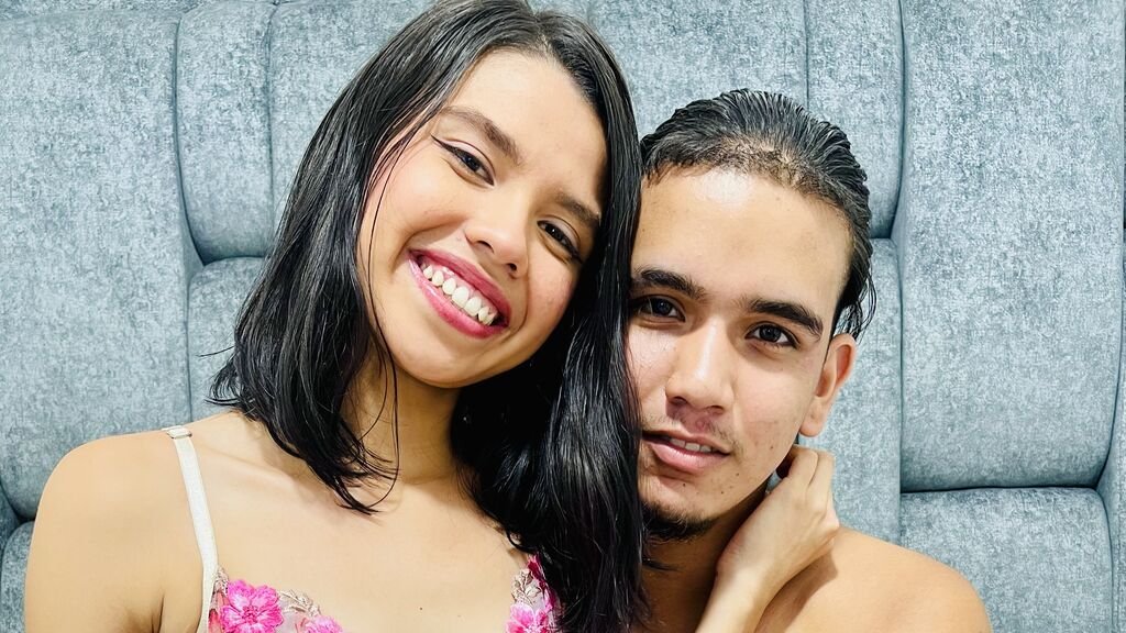 Kamila & Javier: Your New Favorite Couch Co-op Kamila & Javier: Your New Favorite Couch Co-op