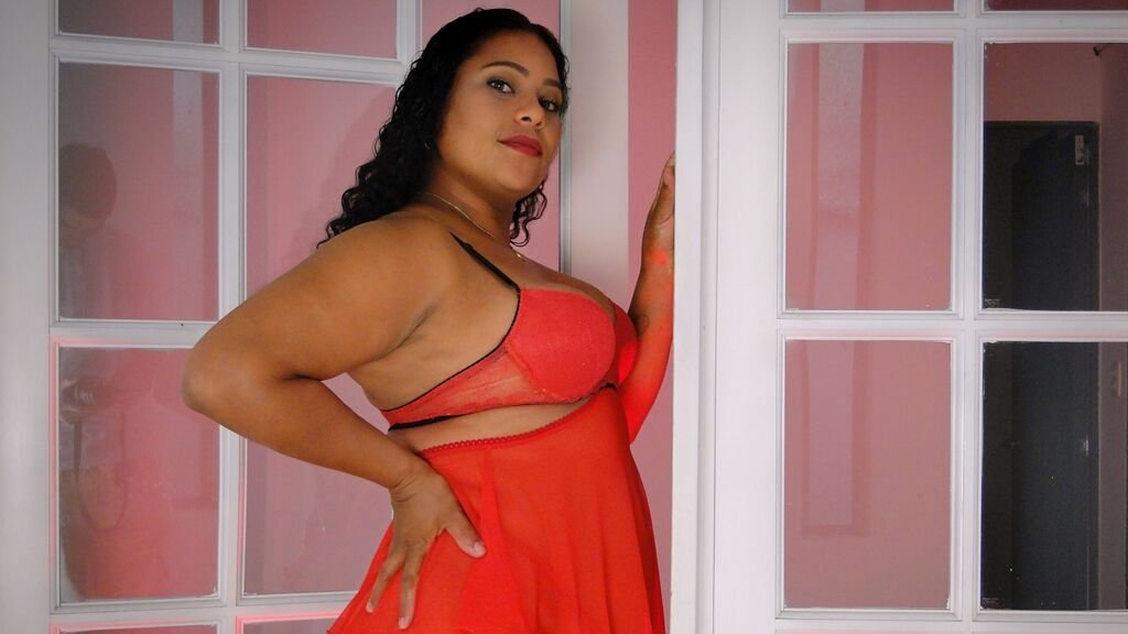 KathiaUshers Cam: Unfiltered & Fabulous