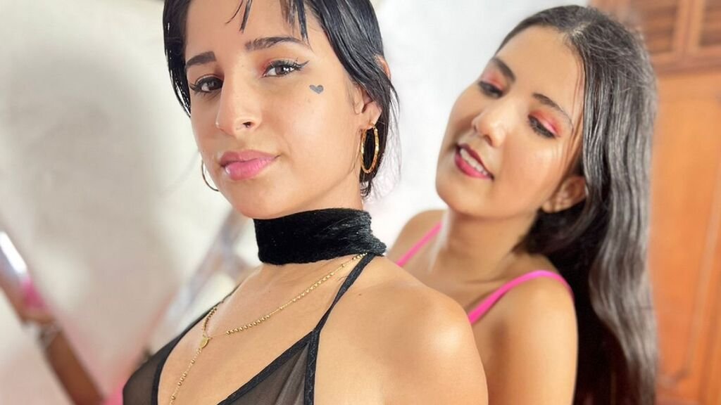 kendallandmarbel our cam our world