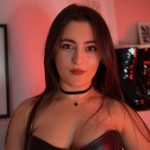 kyliejennyes webcam world a peek inside