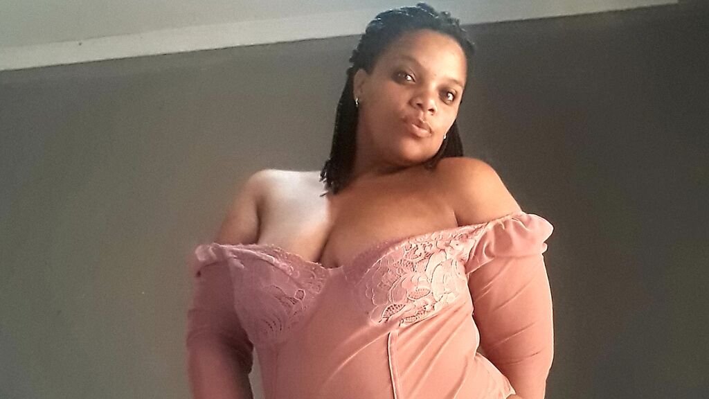 LadieZendaya's Amateur Webcam Model Adventures LadieZendaya’s Amateur Webcam Model Adventures