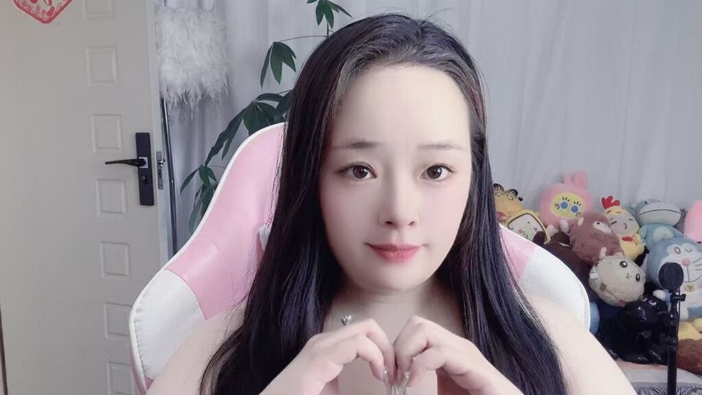 leejaqs cam more than just a pretty pixel