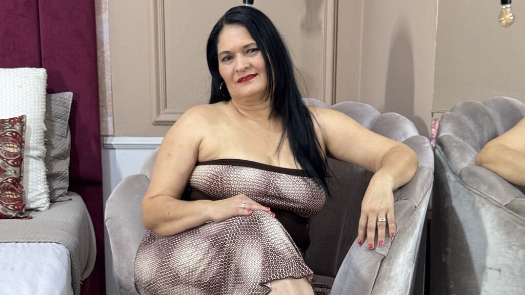 LenaSwansons Unfiltered Cam Corner LenaSwansons Unfiltered Cam Corner