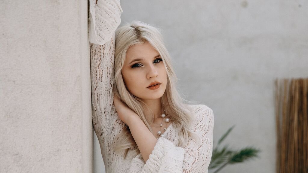 LiliMuns Pixelated Playground Unveiled